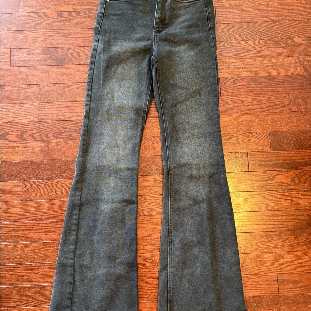 2/$25 EUC Garage Dark Gray Flare Jeans